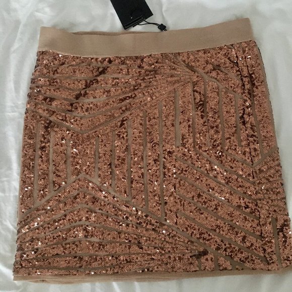BCBG MaxAzria, Sequin Rose Gold Mini Skirt - size medium - Picture 1 of 3